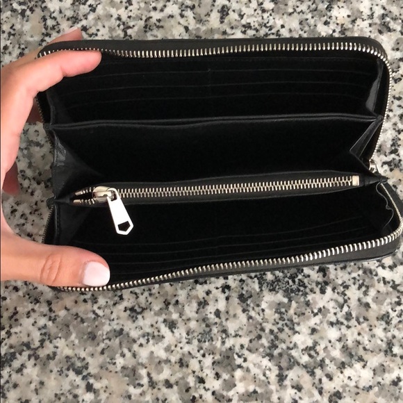 Givenchy Wallet - Picture 3 of 3